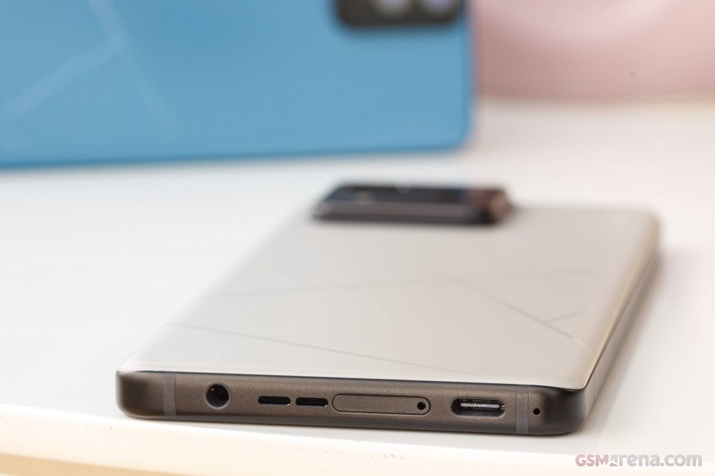 Asus Zenfone 11 Ultra Resim 4