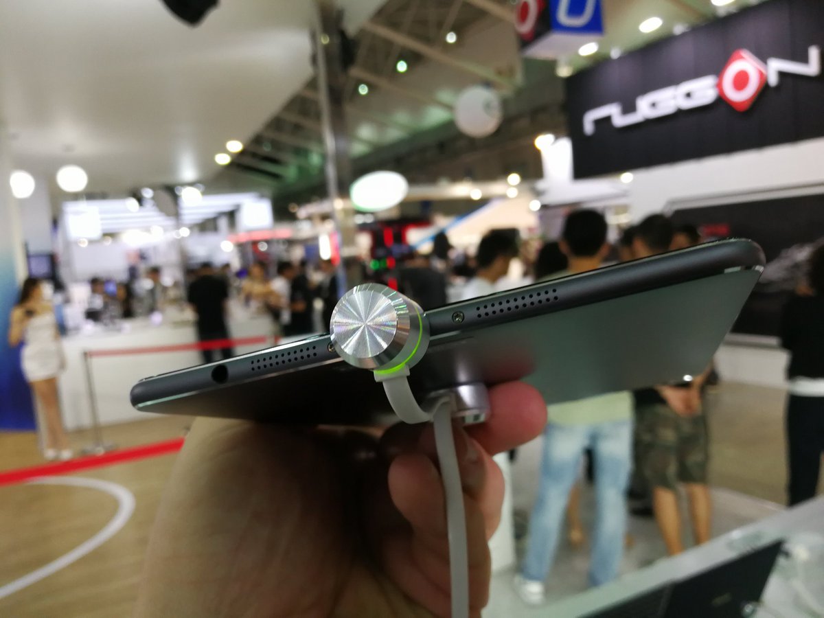 Asus Zenpad 3s 8.0 Z582KL Resim 5