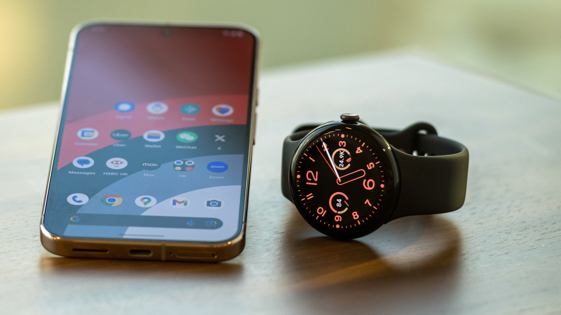 Google Pixel Watch 4 Resim 5