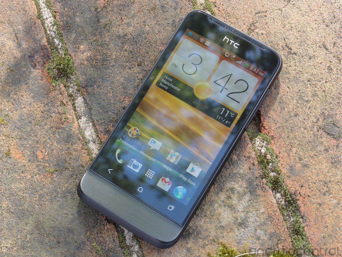 HTC One V Resim 3