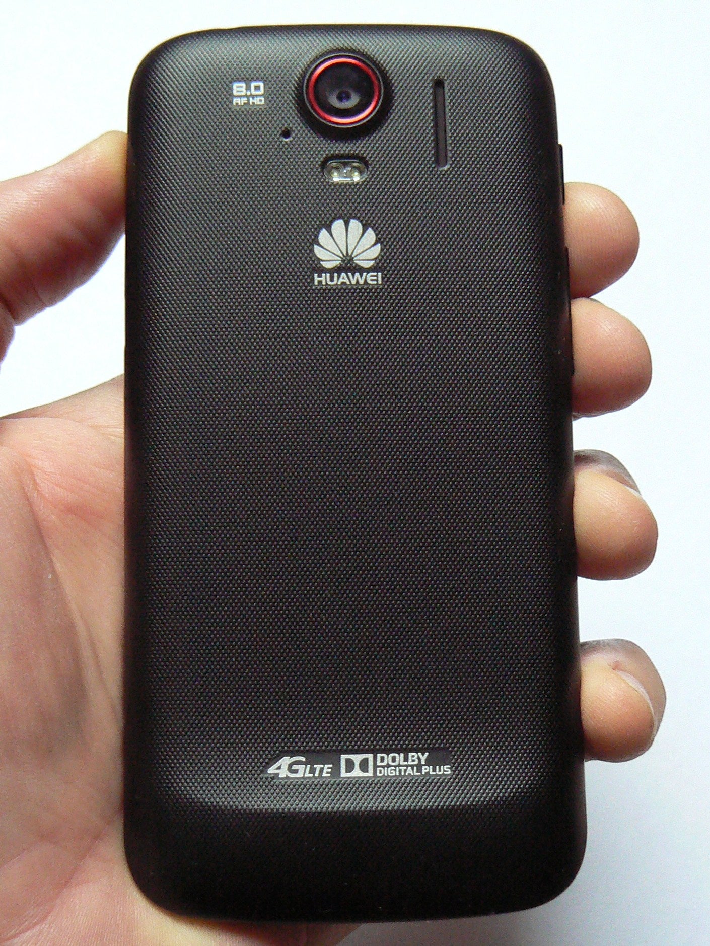 Huawei Ascend P1 LTE Resim 3