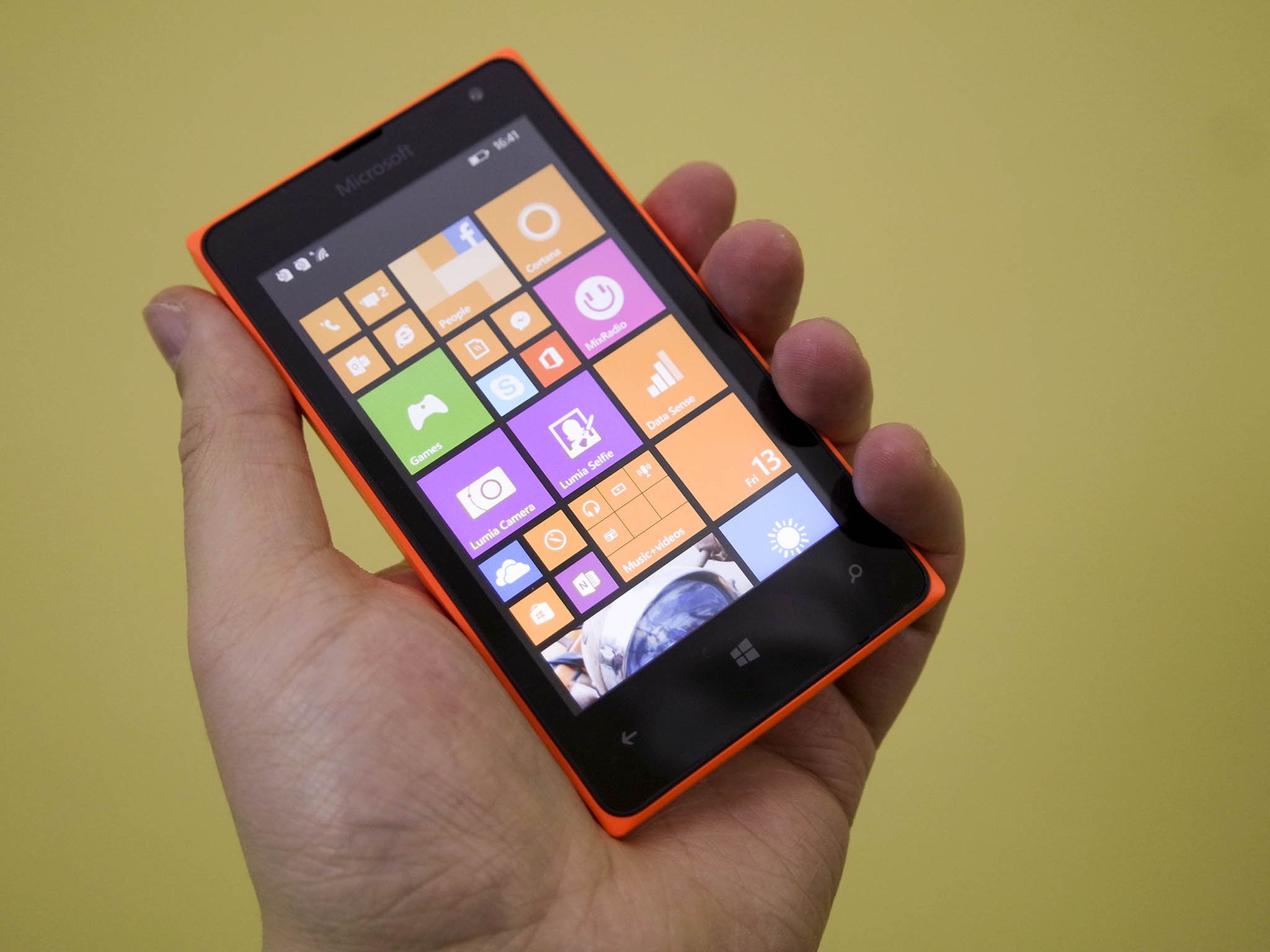 Microsoft Lumia 435 Resim 4