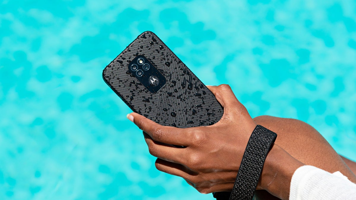 Motorola Defy (2021) Resim 2