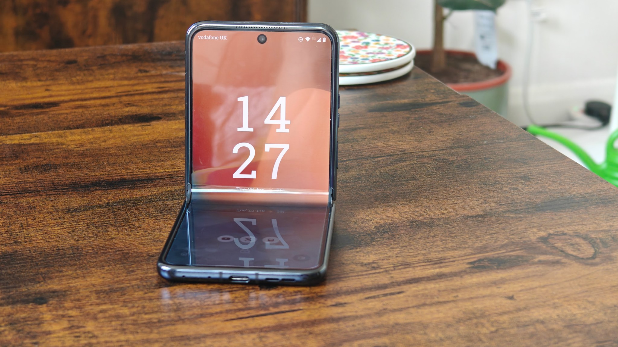 Motorola Razr 60 Resim 2