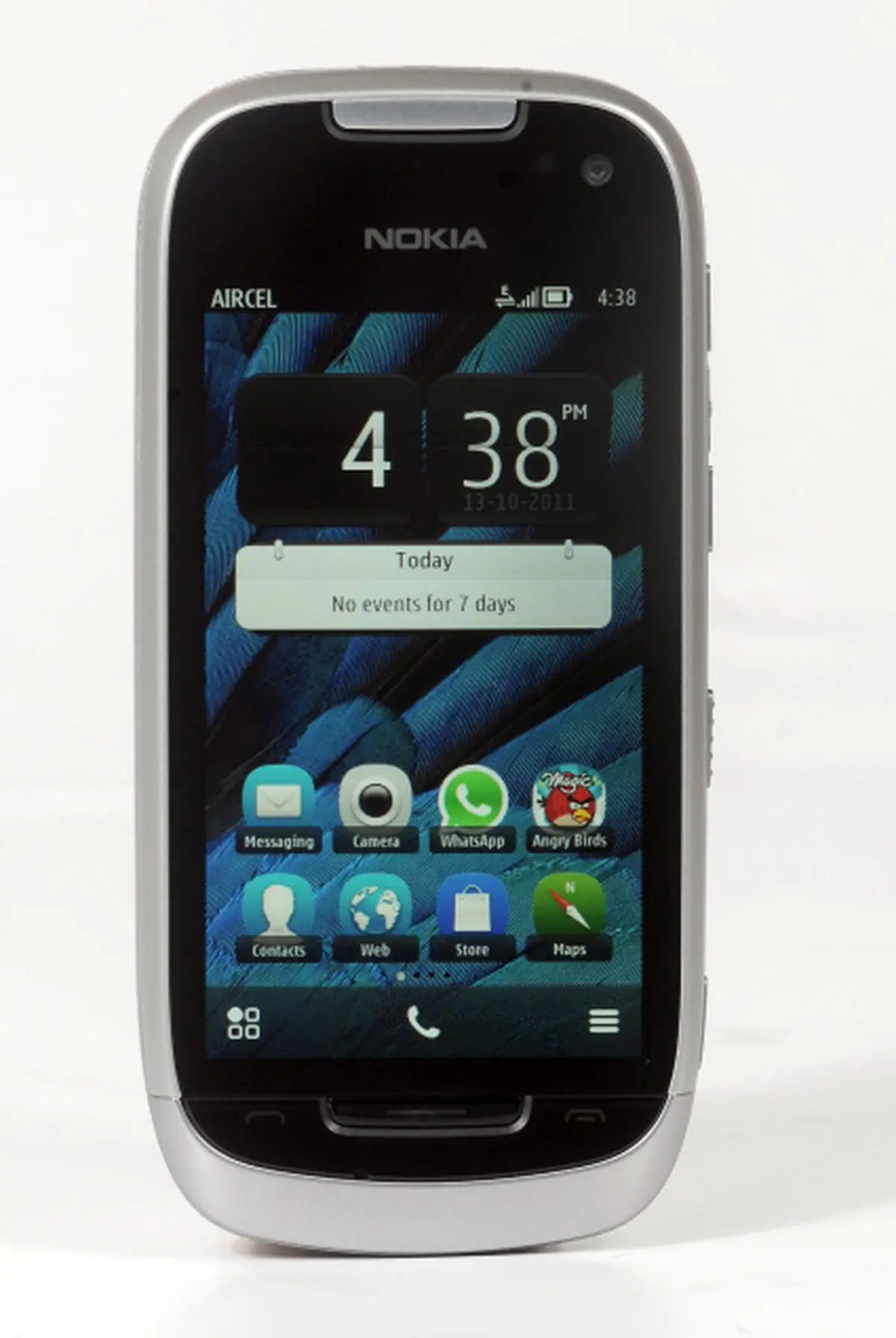 Nokia 701 Resim 4