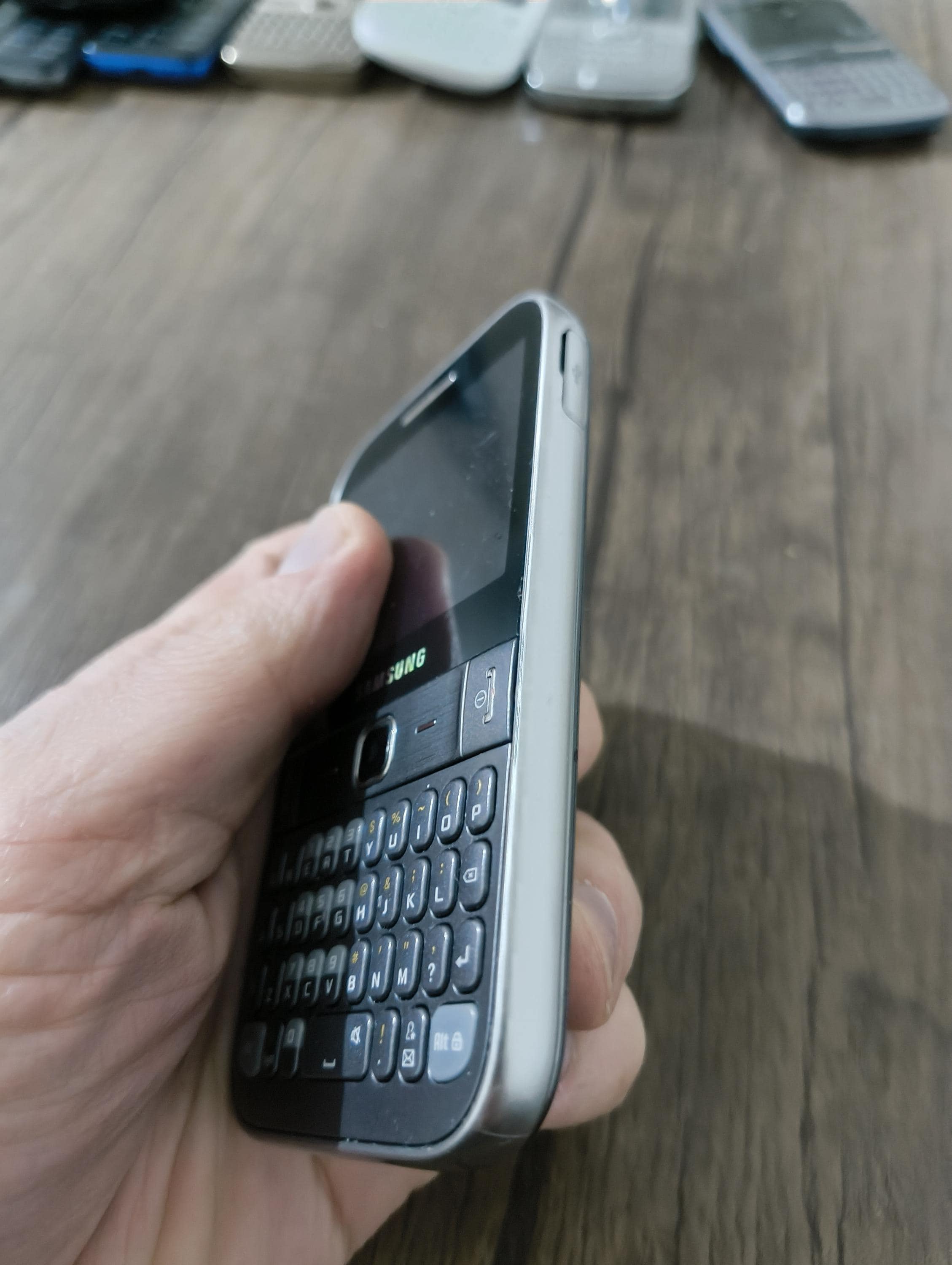 Samsung Ch@t 527 Resim 3