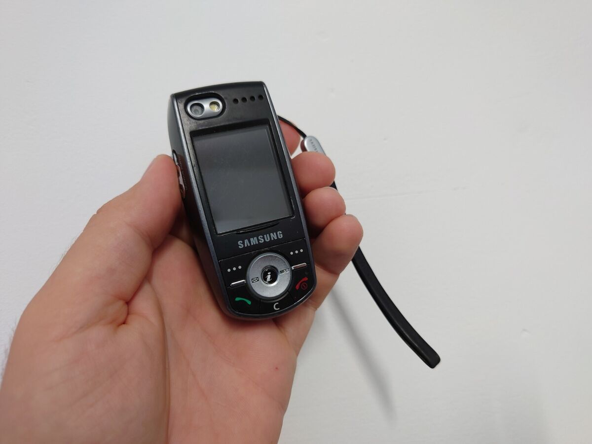 Samsung E880 Resim 3