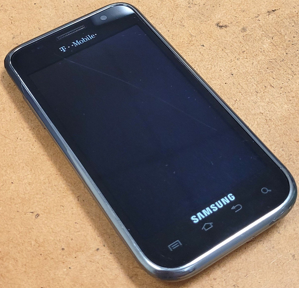 Samsung Galaxy S 4G T959 Resim 5