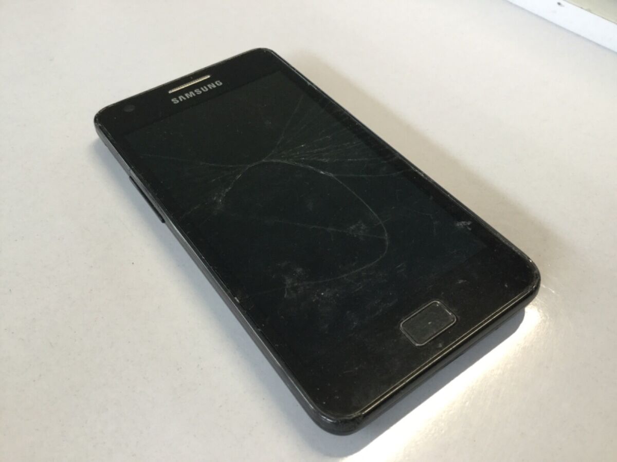 Samsung Galaxy S II 4G I9100M Resim 2