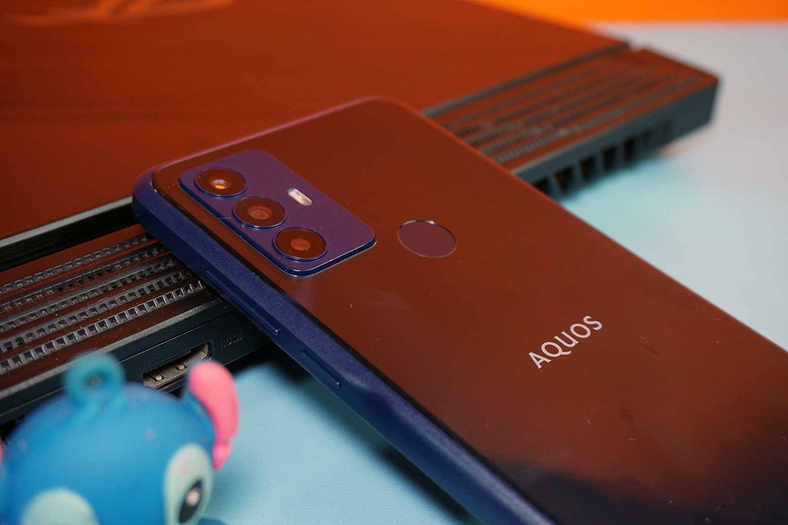 Sharp Aquos V6 Resim 2