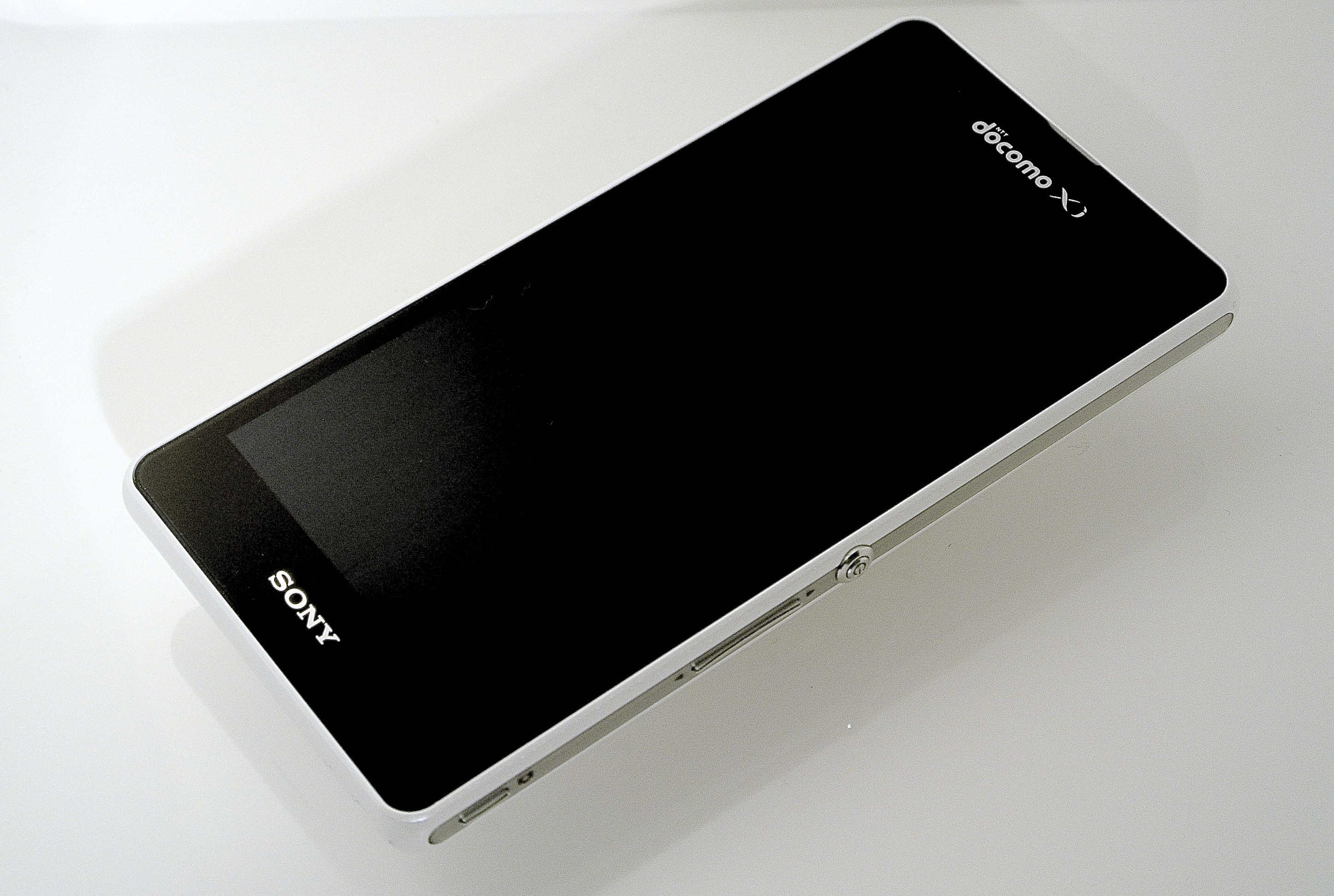 Sony Xperia ZR Resim 2