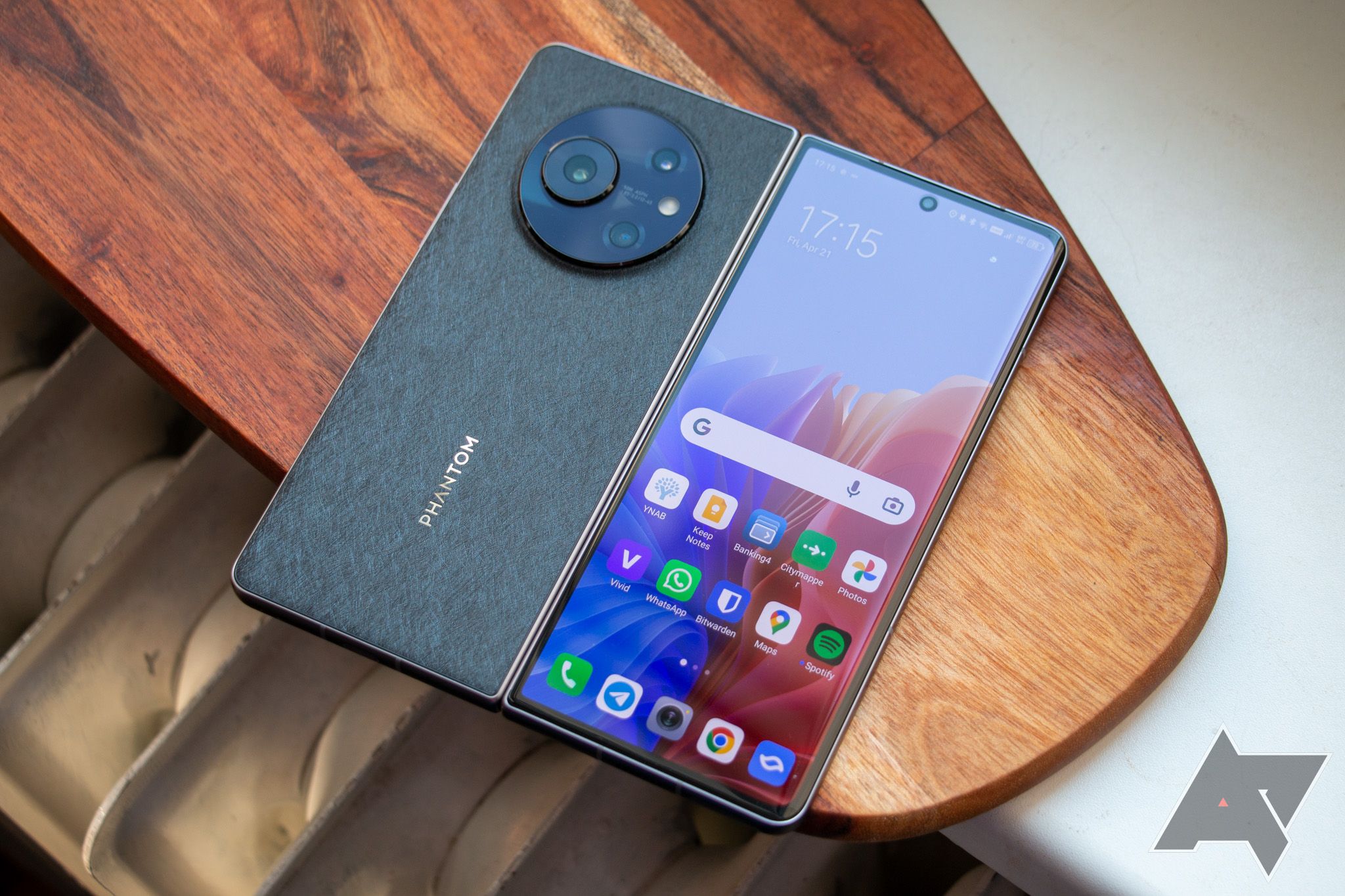 Tecno Phantom V Fold2 Resim 3