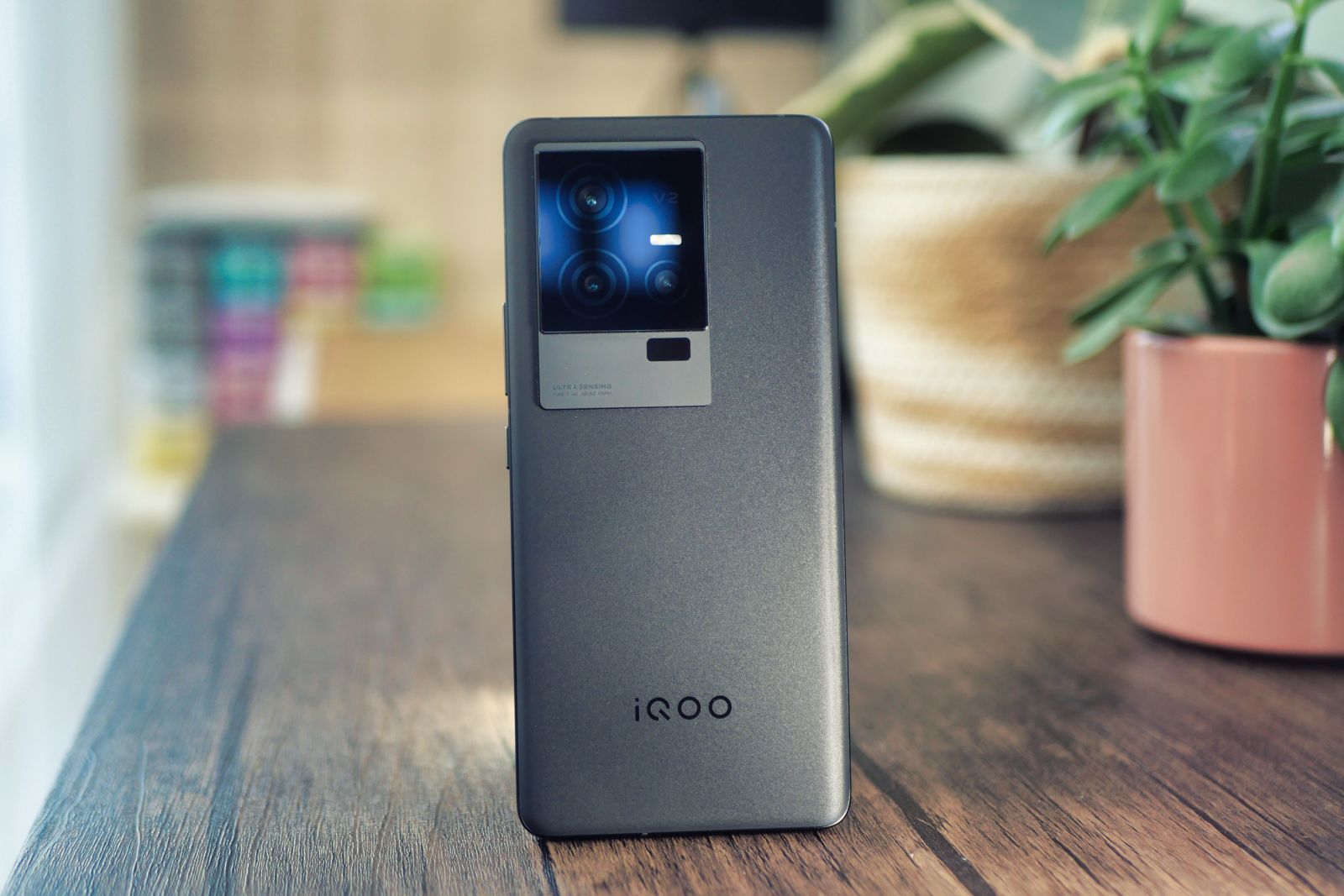 vivo iQOO 11 Pro Resim 2