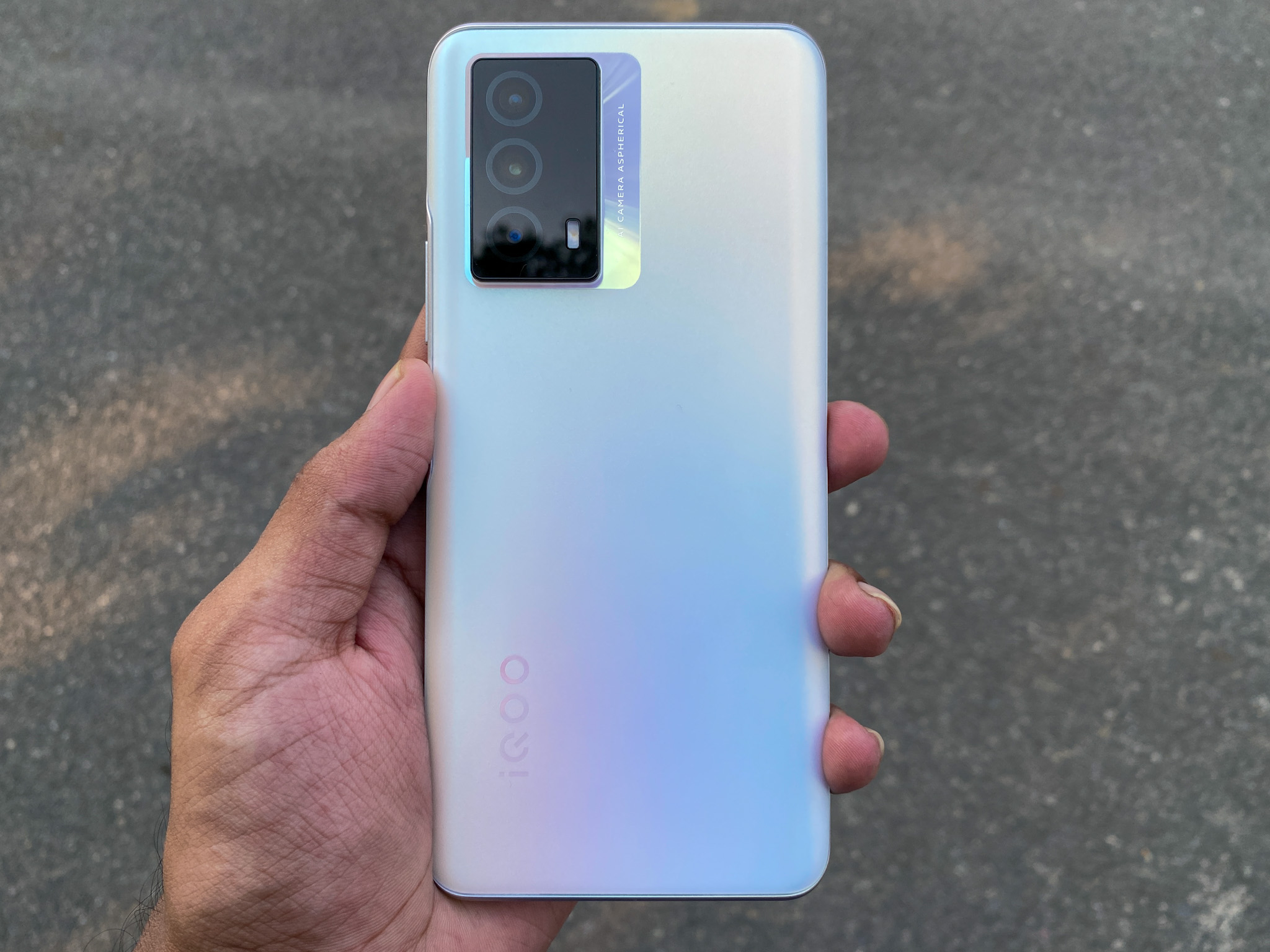 vivo iQOO Z5 Resim 3